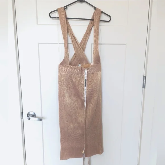 NWT House of CB plisse Isolde dress - Picture 4 of 11